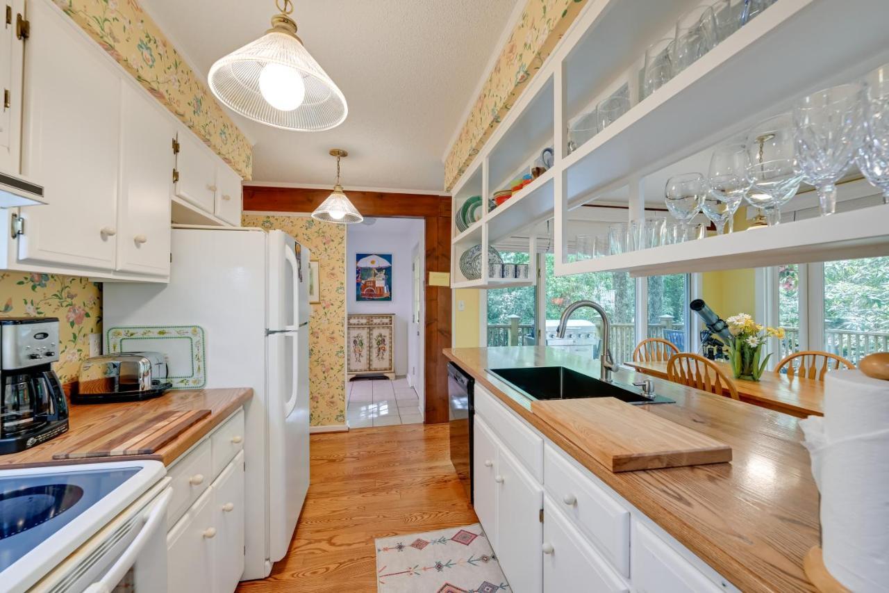 Smallwood Cute Highlands Home With Screened Porch! Екстер'єр фото